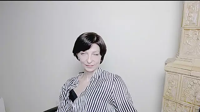 Snapshot of _AngeliaFlow_ chatting on March 15, 2025, 9:52 am AngeliaFlow online show from March 15, 2025, 9:52 am