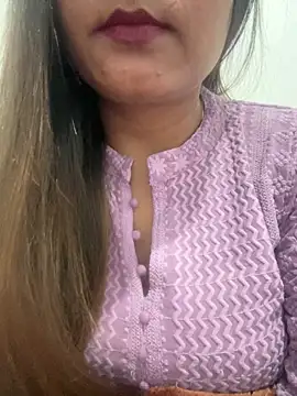 Deepcha1991 online show from March 2, 2025, 10:13 pm