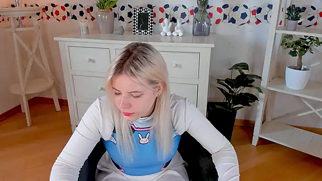 MarianAytes online show from February 10, 2025, 11:36 am