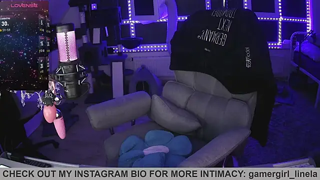 Snapshot of Gamergirl-Linela chatting on June 16, 2026, 10:32 pm Gamergirl-Linela online show from June 16, 2026, 10:32 pm