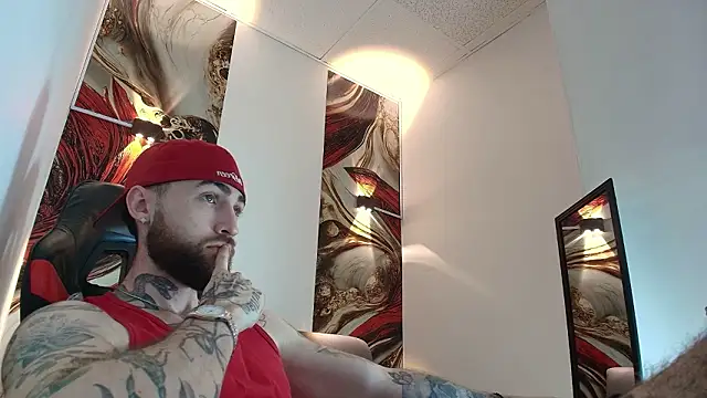 Luke davis01 online show from February 13, 2026, 1:11 pm