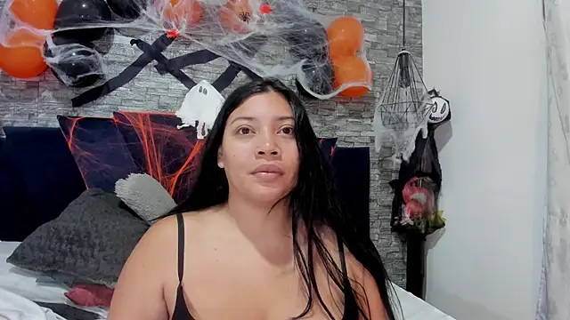 Snapshot of Sophia_Brunett chatting on October 26, 2025, 11:32 am Sophia Brunett online show from October 26, 2025, 11:32 am