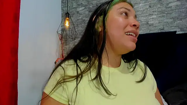 Sophia Brunett online show from February 9, 2026, 11:30 am