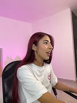 Mirandaa Rogers online show from March 23, 2026, 7:03 pm