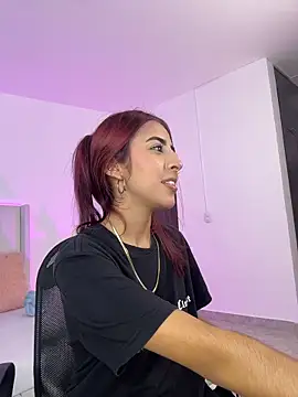 Mirandaa Rogers online show from April 13, 2026, 7:07 pm