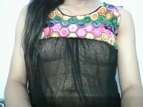 Snapshot of laila_10 chatting on February 26, 2026, 7:14 pm laila 10 online show from February 26, 2026, 7:14 pm