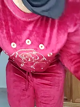 Snapshot of Malika-697 chatting on November 28, 2025, 9:26 pm Malika-697 online show from November 28, 2025, 9:26 pm