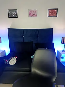  michonne  online show from March 11, 2025, 7:58 pm