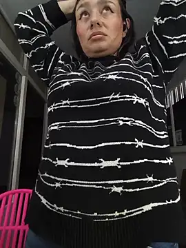 Snapshot of _michonne_ chatting on June 19, 2026, 11:20 pm michonne online show from June 19, 2026, 11:20 pm