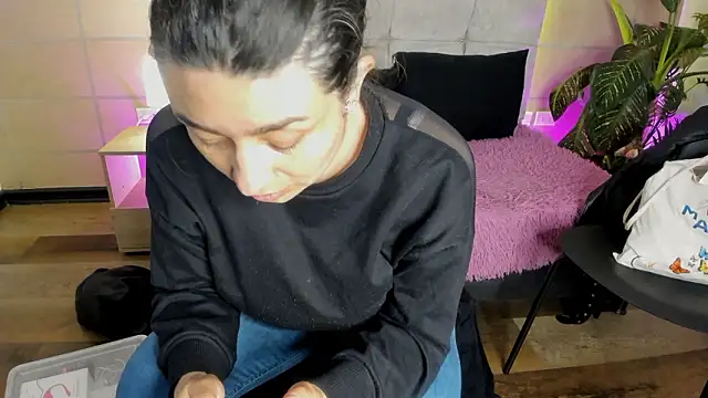  michonne  online show from March 12, 2026, 3:23 am