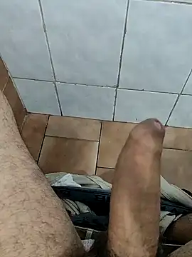 Snapshot of RedEpicl chatting on October 26, 2025, 11:16 pm RedEpicl online show from October 26, 2025, 11:16 pm