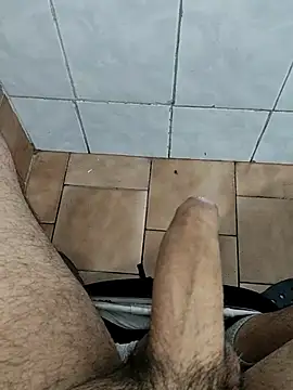 Snapshot of RedEpicl chatting on September 16, 2025, 12:44 am RedEpicl online show from September 16, 2025, 12:44 am