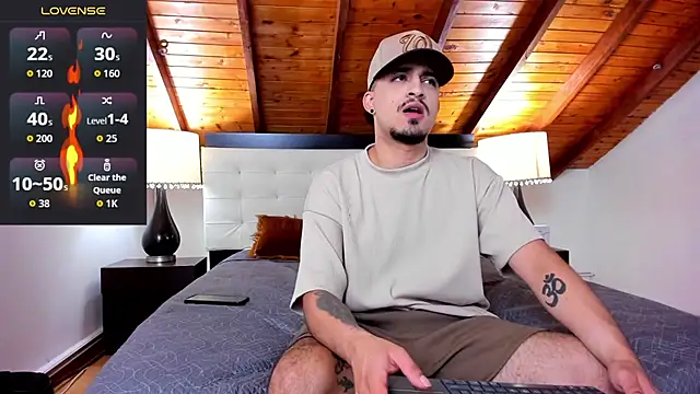 Snapshot of Sebastian_Berne chatting on November 7, 2025, 7:18 pm Sebastian Berne online show from November 7, 2025, 7:18 pm