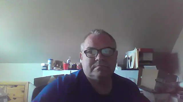 Snapshot of mkestr69 chatting on April 28, 2026, 6:01 pm mkestr69 online show from April 28, 2026, 6:01 pm