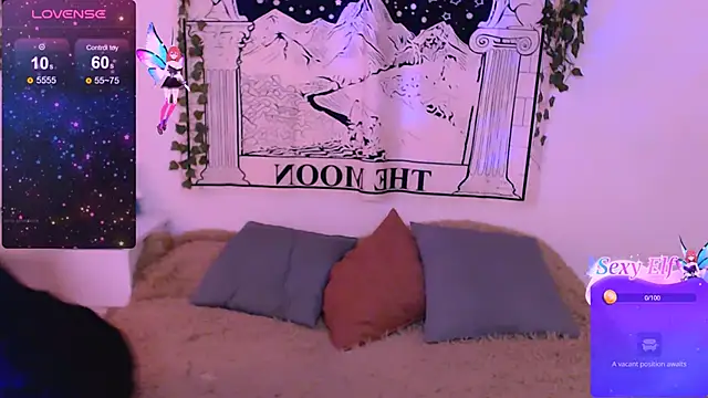 Snapshot of beauty_blonde chatting on February 16, 2025, 6:43 am beauty blonde online show from February 16, 2025, 6:43 am