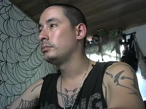 Snapshot of vampireathome chatting on April 26, 2026, 8:28 pm vampireathome online show from April 26, 2026, 8:28 pm