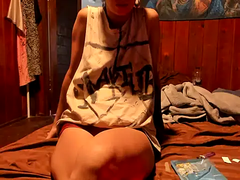 Snapshot of katia_voodoo13 chatting on October 23, 2025, 9:30 am katia voodoo13 online show from October 23, 2025, 9:30 am