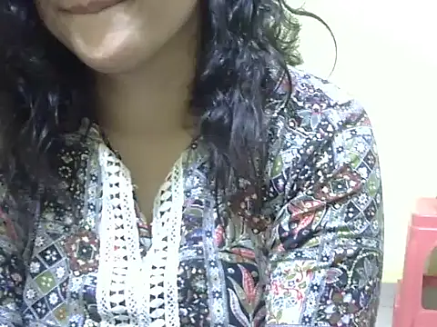 Snapshot of Your_cutiepie_ chatting on November 21, 2025, 8:41 pm Your cutiepie online show from November 21, 2025, 8:41 pm