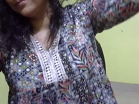 Snapshot of Your_cutiepie_ chatting on October 30, 2025, 11:30 am Your cutiepie online show from October 30, 2025, 11:30 am