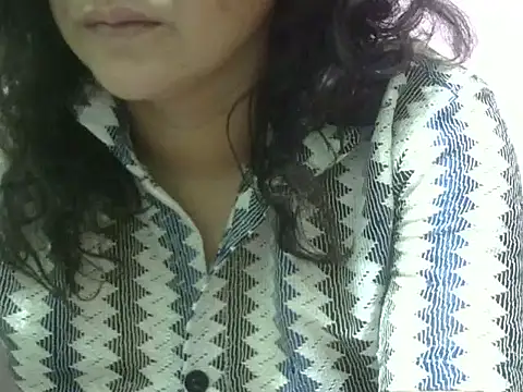 Snapshot of Your_cutiepie_ chatting on May 13, 2026, 3:57 am Your cutiepie online show from May 13, 2026, 3:57 am