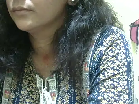 Snapshot of Your_cutiepie_ chatting on October 22, 2025, 6:29 pm Your cutiepie online show from October 22, 2025, 6:29 pm