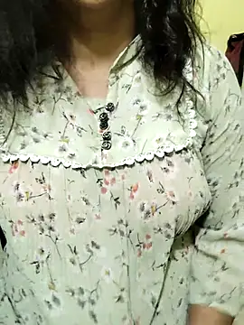 Snapshot of Your_cutiepie_ chatting on December 2, 2025, 10:39 am Your cutiepie online show from December 2, 2025, 10:39 am