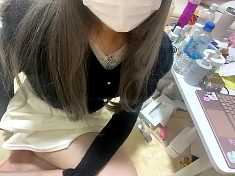 Snapshot of babu_tan_tan chatting on November 15, 2025, 2:10 pm babu tan tan online show from November 15, 2025, 2:10 pm