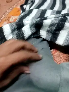 Snapshot of Yashkumar_0697 chatting on February 20, 2025, 7:30 pm Yashkumar 0697 online show from February 20, 2025, 7:30 pm