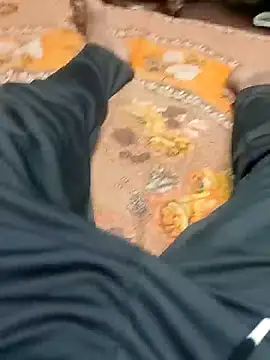 Snapshot of Yashkumar_0697 chatting on February 28, 2025, 7:35 pm Yashkumar 0697 online show from February 28, 2025, 7:35 pm