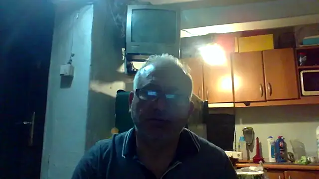 murat7888 online show from April 13, 2026, 3:32 am