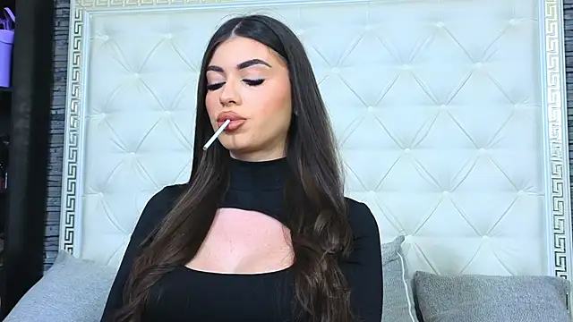 EliteDomina online show from April 17, 2026, 4:15 am