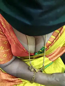 niiveditha online show from November 5, 2025, 10:07 am