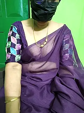 Snapshot of niiveditha chatting on March 23, 2025, 3:54 am niiveditha online show from March 23, 2025, 3:54 am