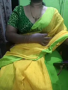 niiveditha online show from December 4, 2025, 3:11 pm