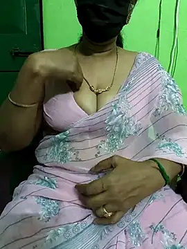 Snapshot of niiveditha chatting on March 20, 2025, 12:00 pm niiveditha online show from March 20, 2025, 12:00 pm