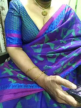 niiveditha online show from November 16, 2025, 1:27 pm