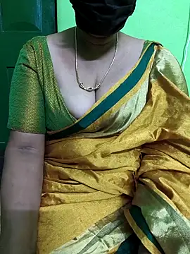 Snapshot of niiveditha chatting on March 21, 2025, 2:18 pm niiveditha online show from March 21, 2025, 2:18 pm