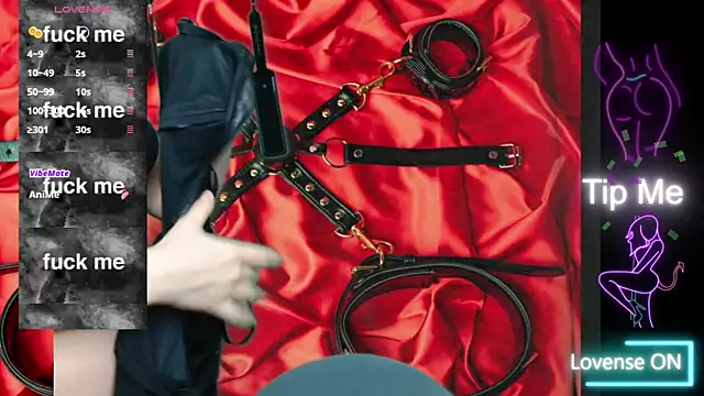 FetishLady89 online show from December 22, 2025, 5:35 pm