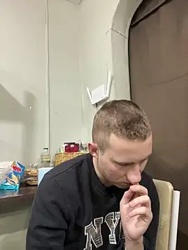 Dimyanmodel online show from February 8, 2025, 2:16 pm