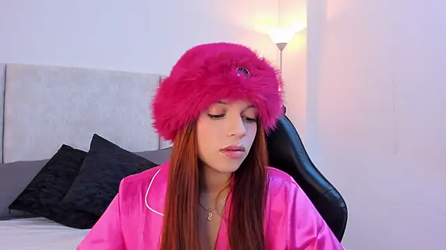 Giselle Lauren online show from March 10, 2026, 9:19 pm