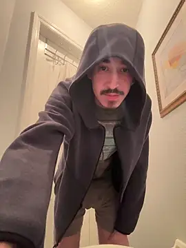 willyro98 online show from January 18, 2026, 11:52 pm