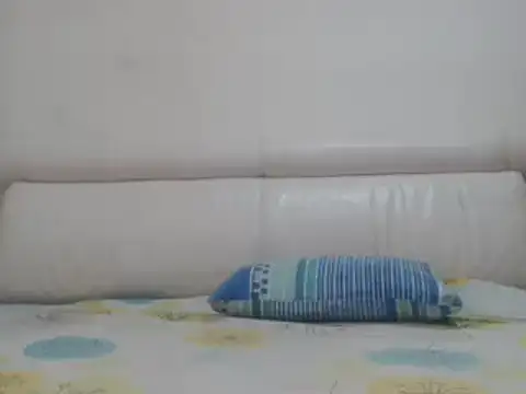 Snapshot of Girltattos chatting on February 21, 2025, 2:06 pm Girltattos online show from February 21, 2025, 2:06 pm