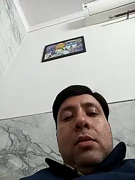 innocentboy1987 online show from February 15, 2025, 3:50 pm