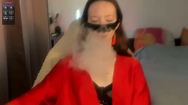 Snapshot of holyharlot chatting on February 23, 2025, 10:49 am holyharlot online show from February 23, 2025, 10:49 am