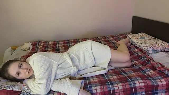 Sabrinaanddaniel online show from December 13, 2025, 8:04 pm