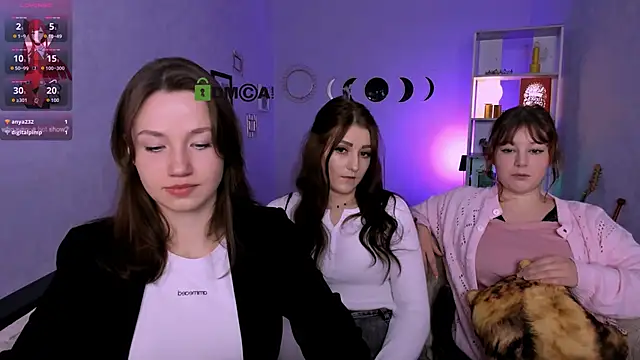 Snapshot of catherine_kitty chatting on December 18, 2025, 8:34 pm catherine kitty online show from December 18, 2025, 8:34 pm