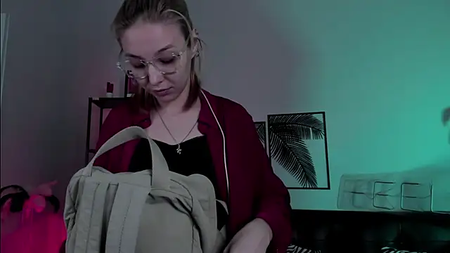 PhilippaAdamas online show from March 14, 2025, 2:20 am