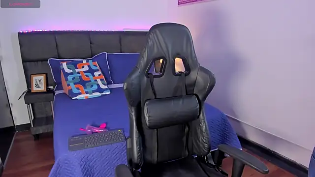 Aiiden 15 online show from December 4, 2025, 12:59 pm