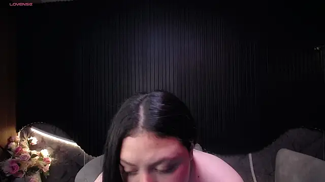 Cute Angell  online show from June 4, 2026, 3:22 am