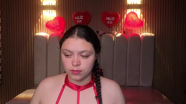 Cute Angell  online show from February 17, 2026, 3:37 am